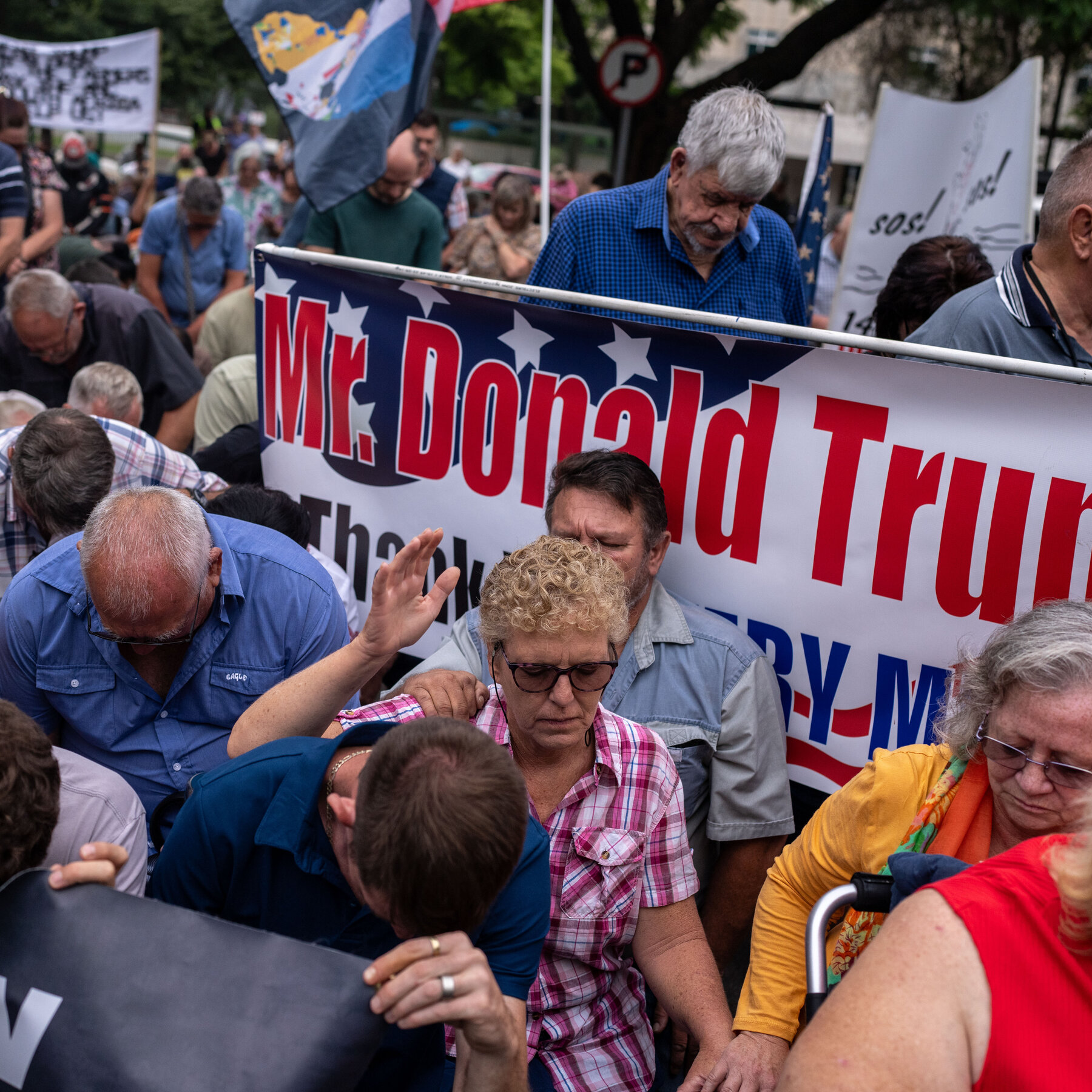 Trump Tries to Use White South Africans as Cautionary Tale