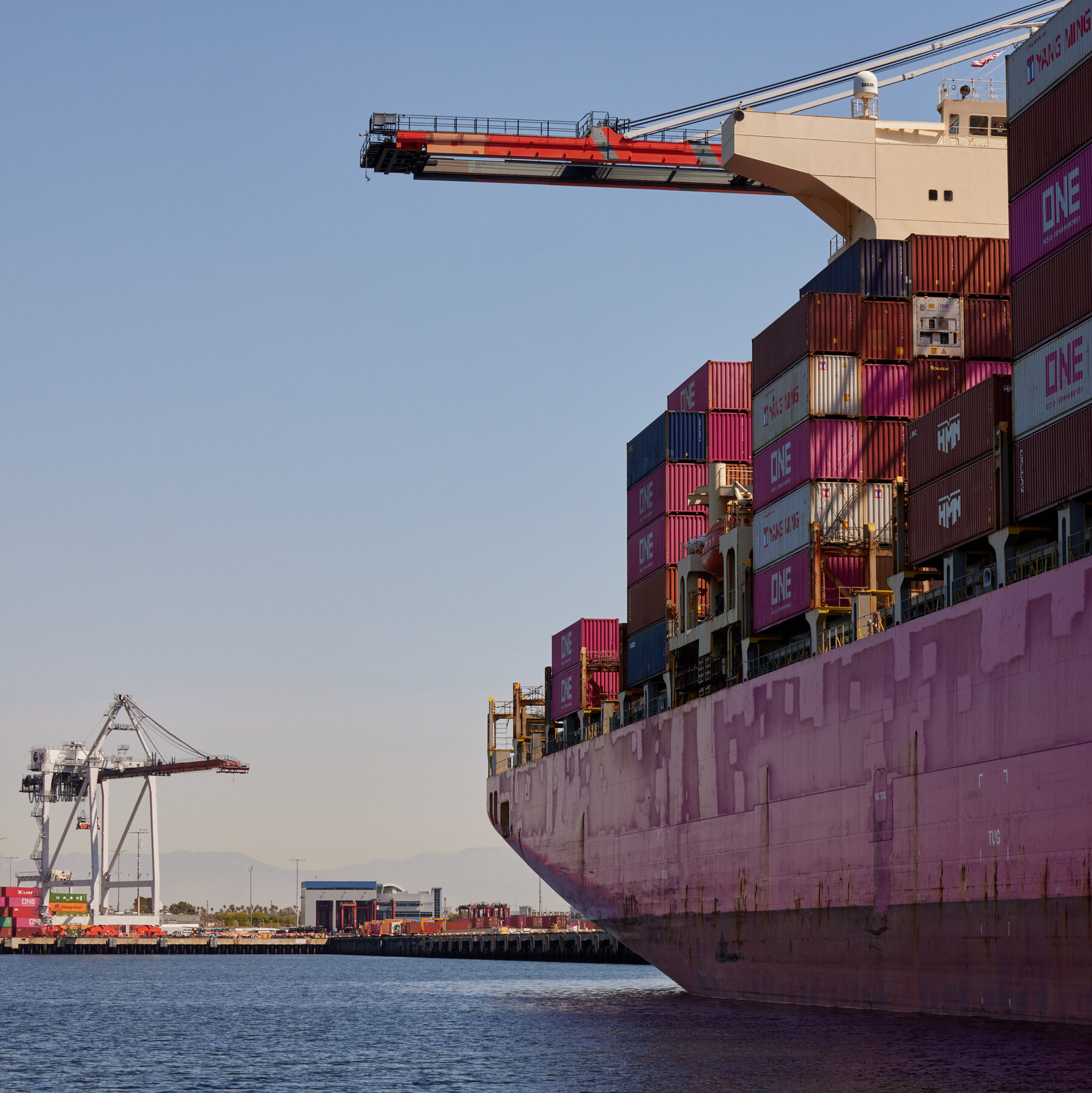 Live Updates: China Raises Tariffs on U.S. Imports to 125%