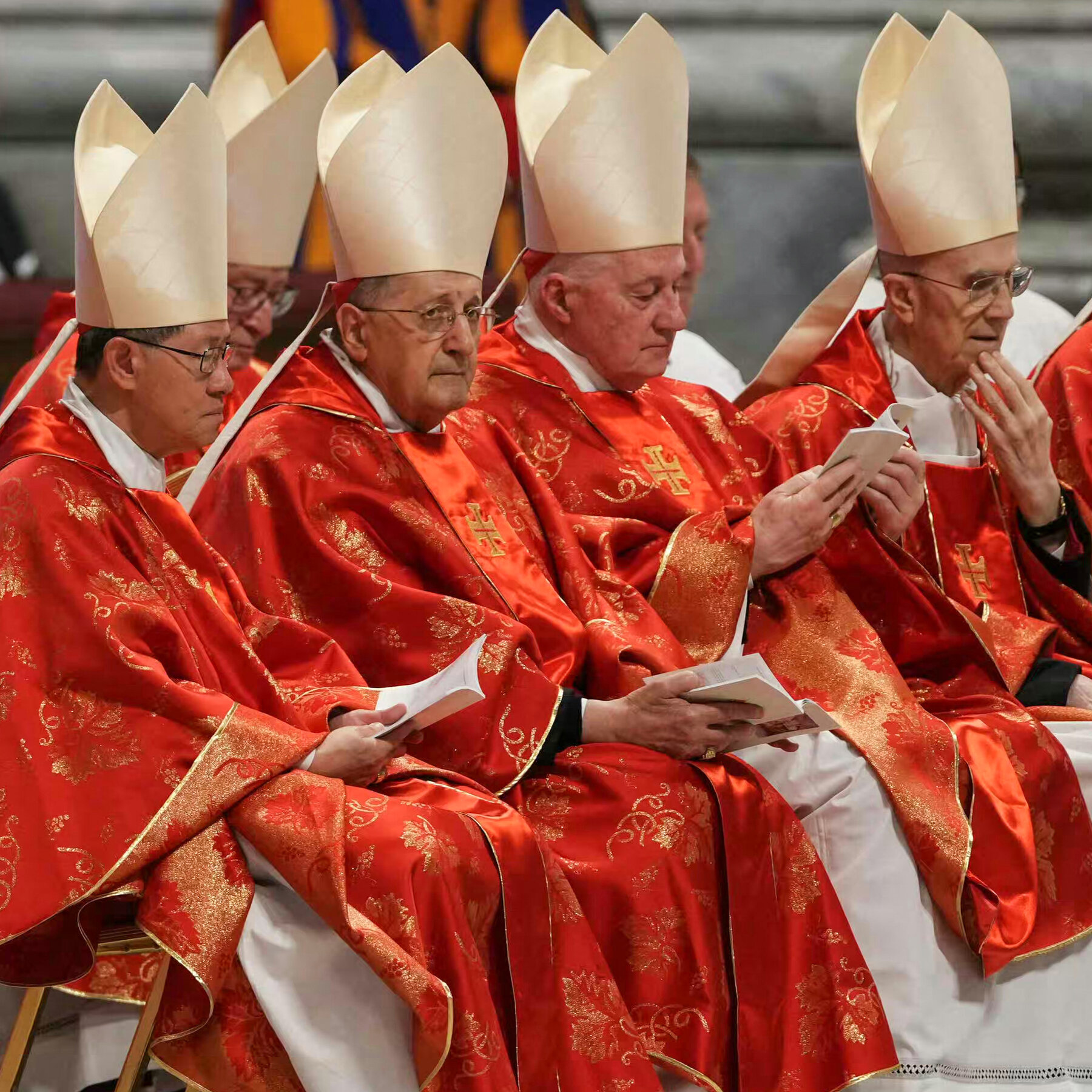 Live Updates: Conclave to Elect New Pope Is Set to Begin