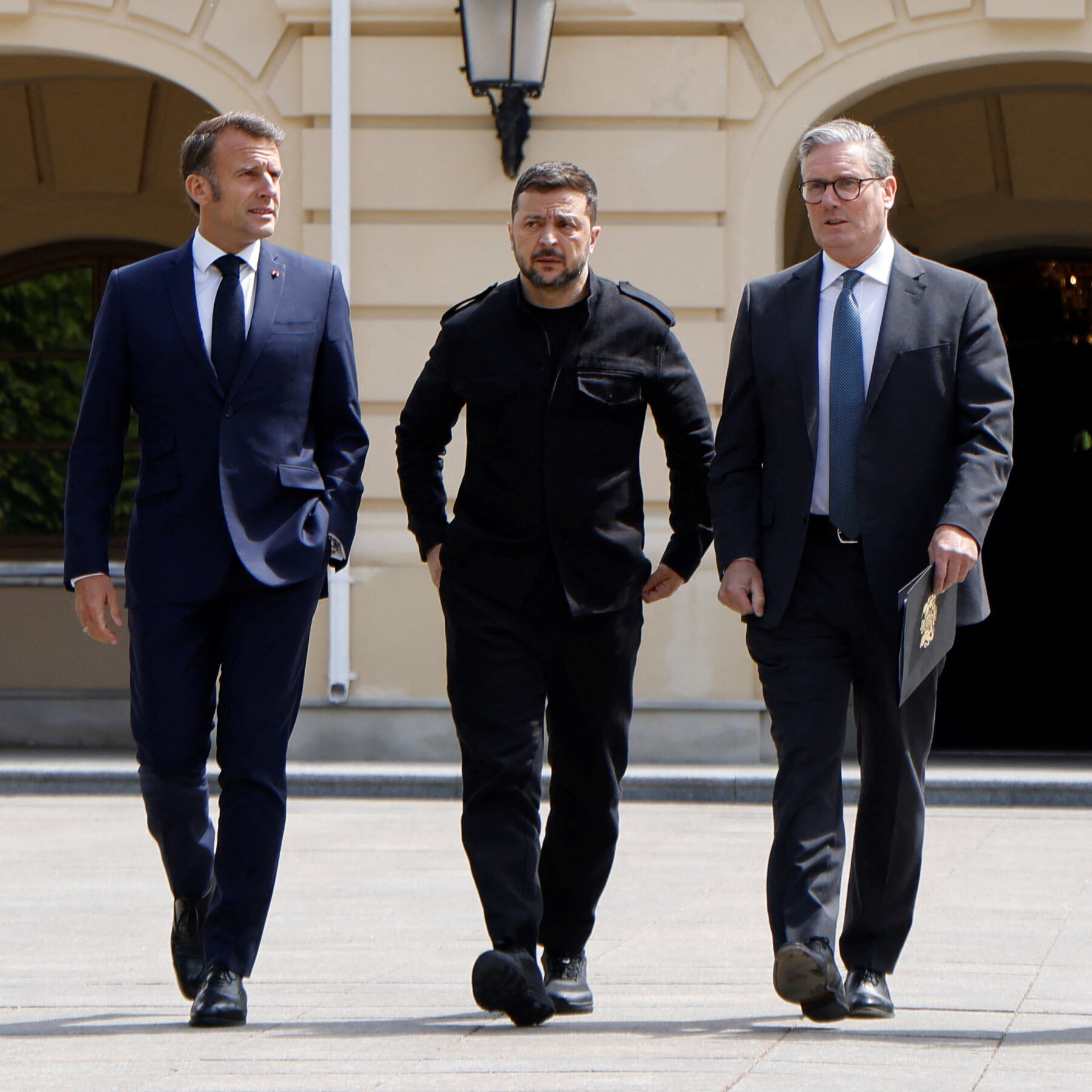 Zelensky Demands Cease-Fire in Response to Putin’s Call for Direct Talks