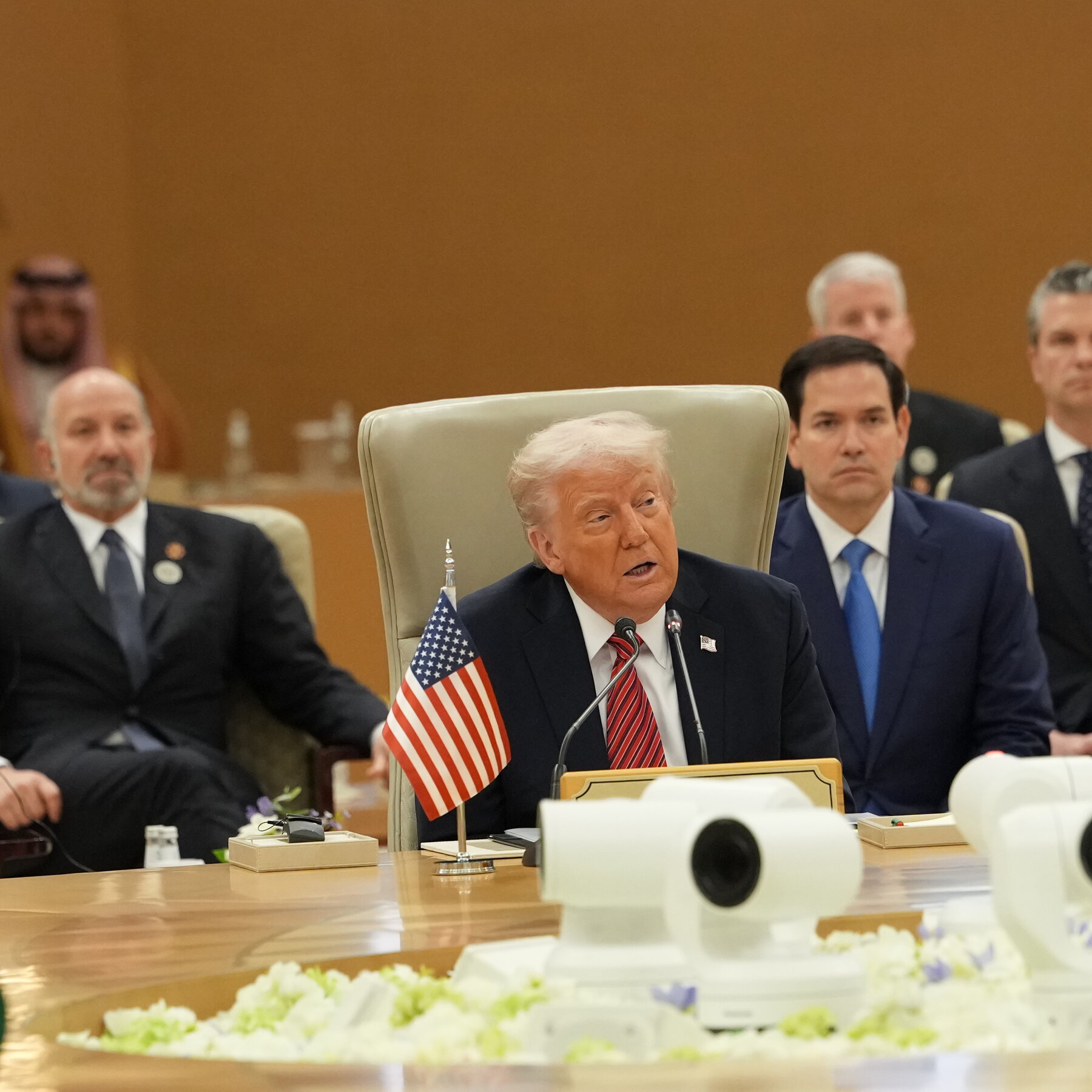 Live Updates: Trump Meets With Militant Who Now Leads Syria