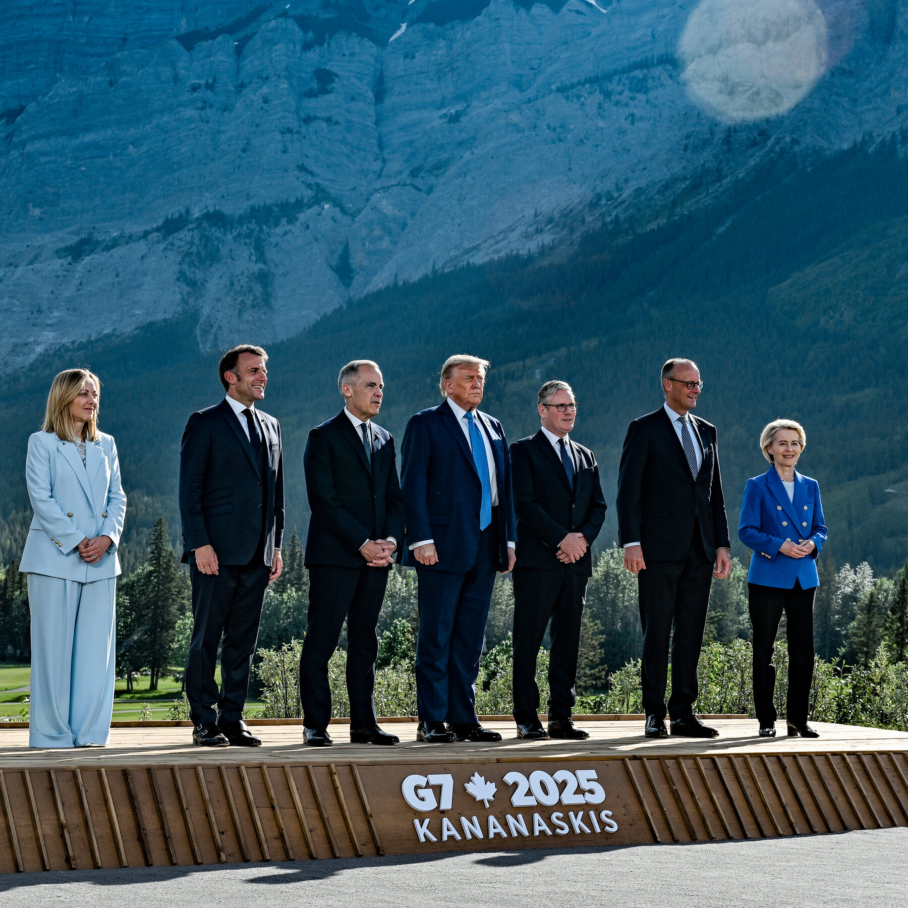 Trump Skips Zelensky Meeting as G7 Talks End With Little for Ukraine
