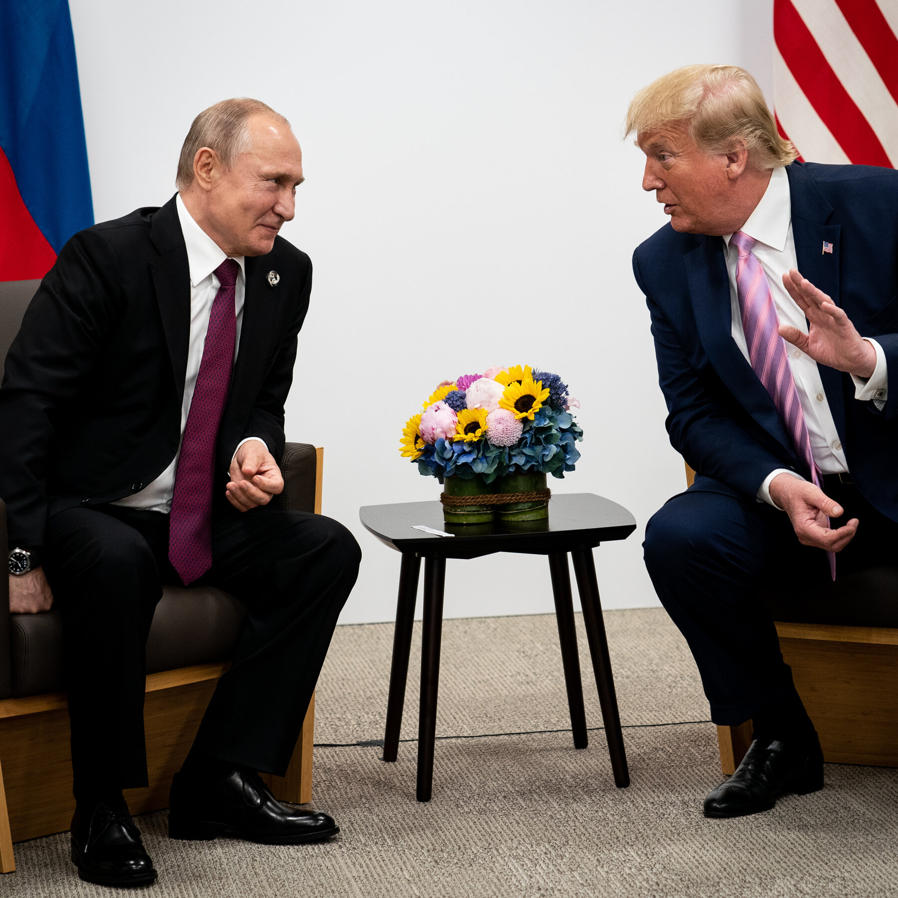 Live Updates: Trump Flies to Alaska for High-Stakes Summit With Putin
