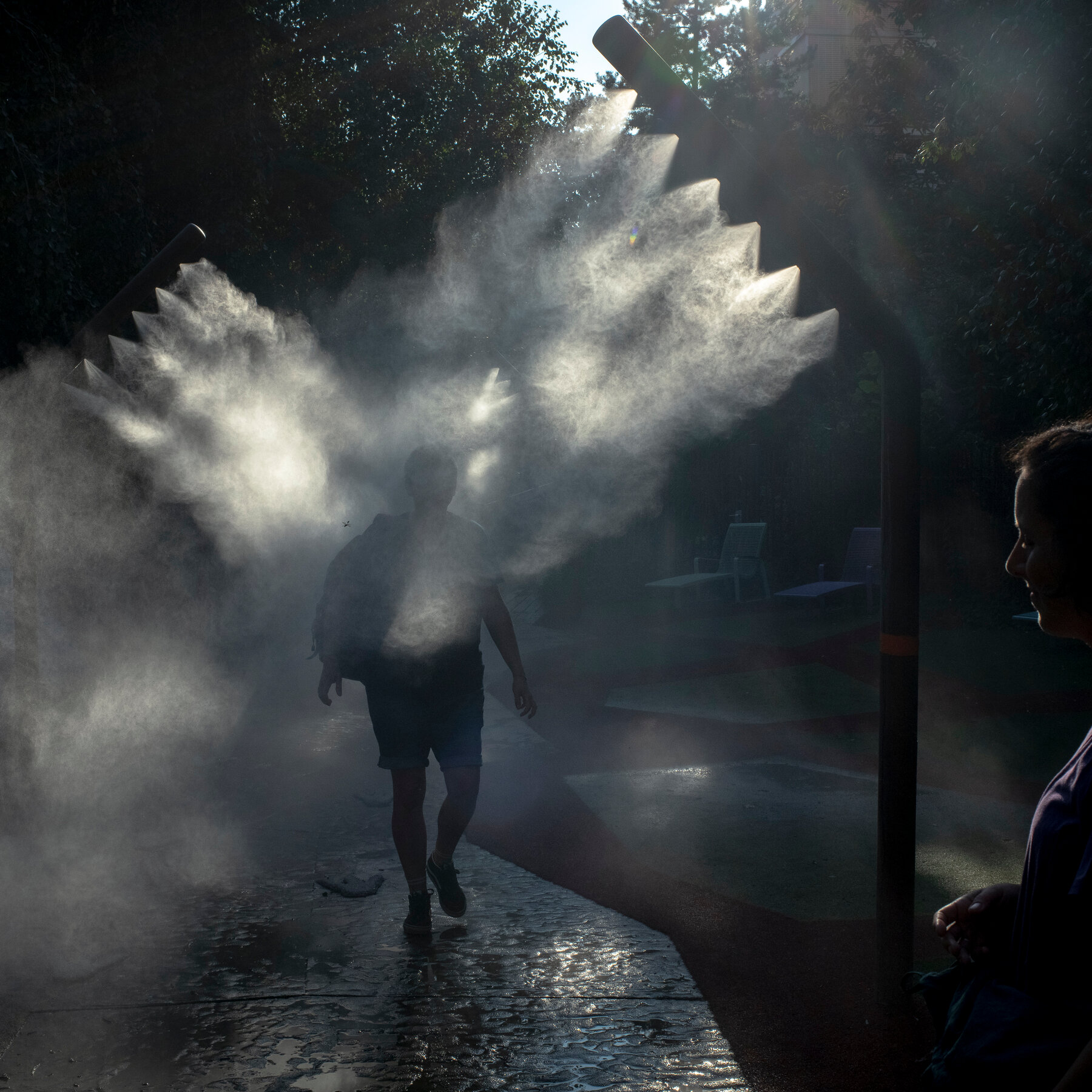 As Heat Waves Intensify, Paris Plans for Record Temperatures