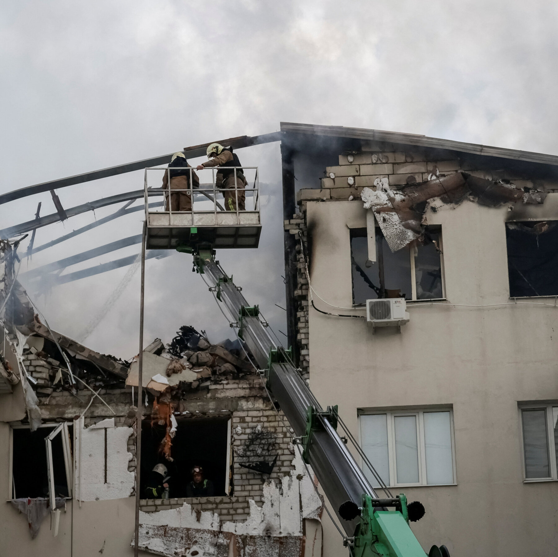 Live Updates: Zelensky and Allies Head to White House to Show Unity on Ukraine