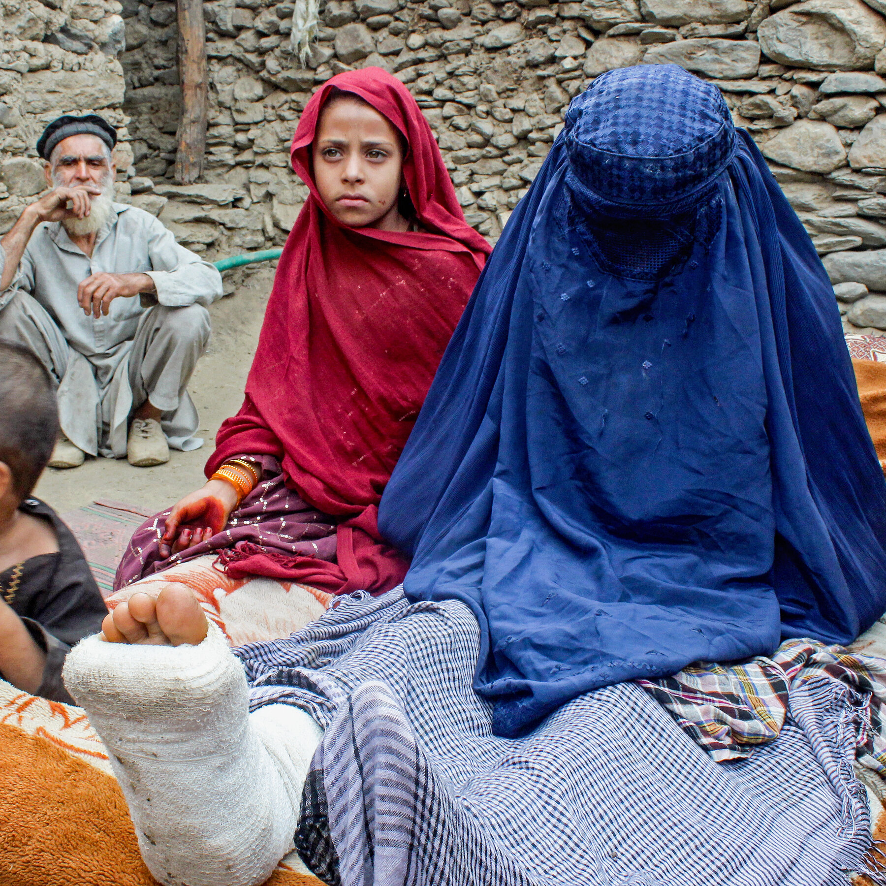 After Afghanistan Quake, Women Tell of Being Shunned by Male Rescuers
