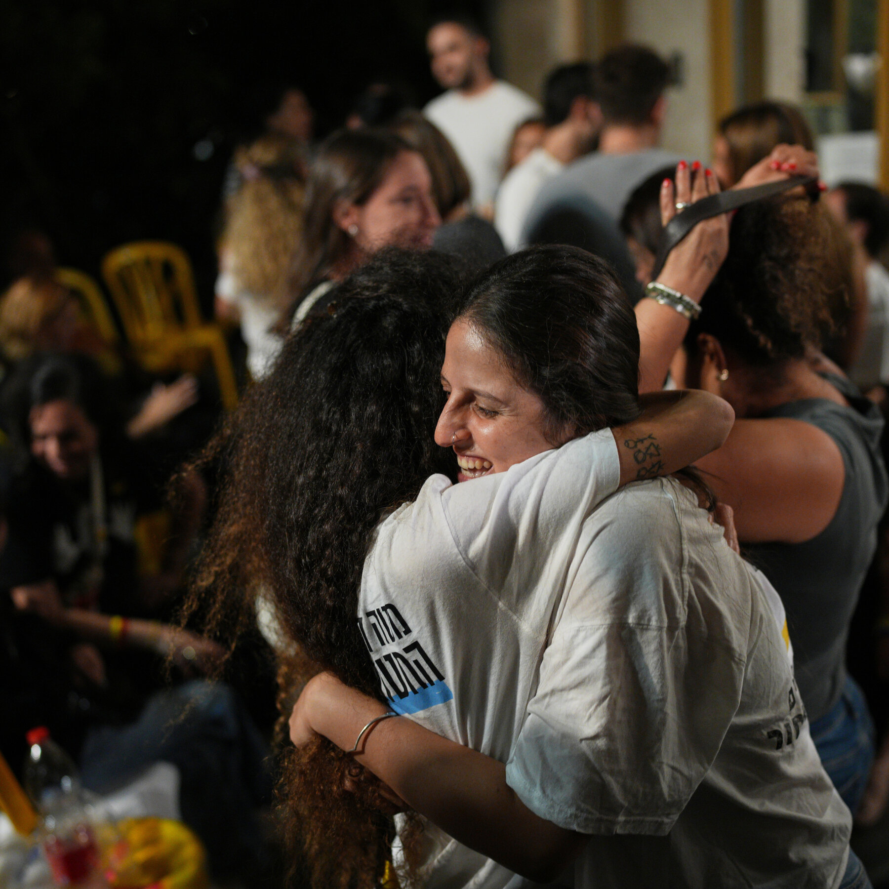 Live Updates: Israel and Hamas Agree to Hostage and Prisoner Exchange