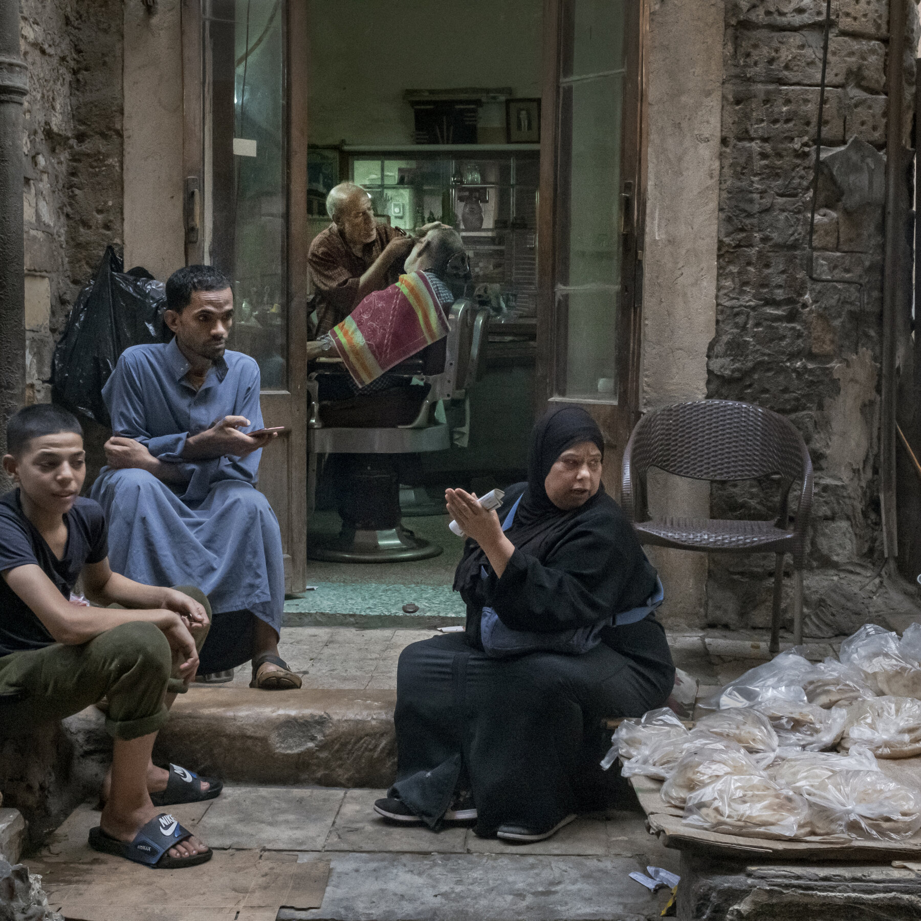 The Economic Crisis in Egypt Raises Another Dilemma: Tipping