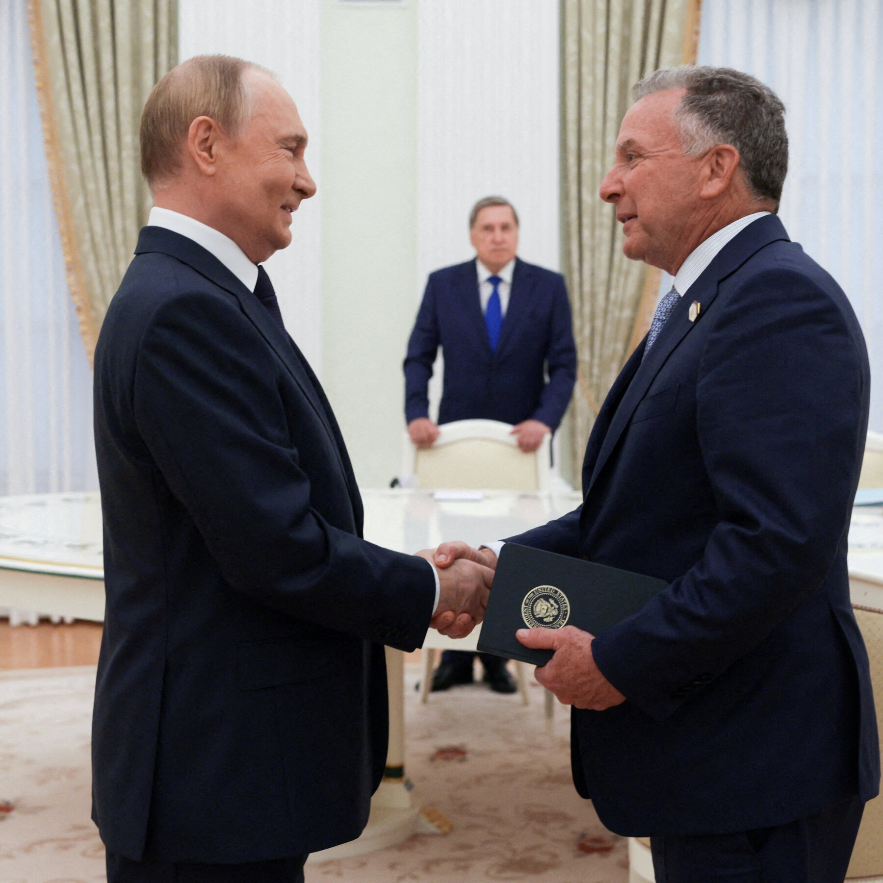 Putin Defends Witkoff Against Accusations of Pro-Russia Bias