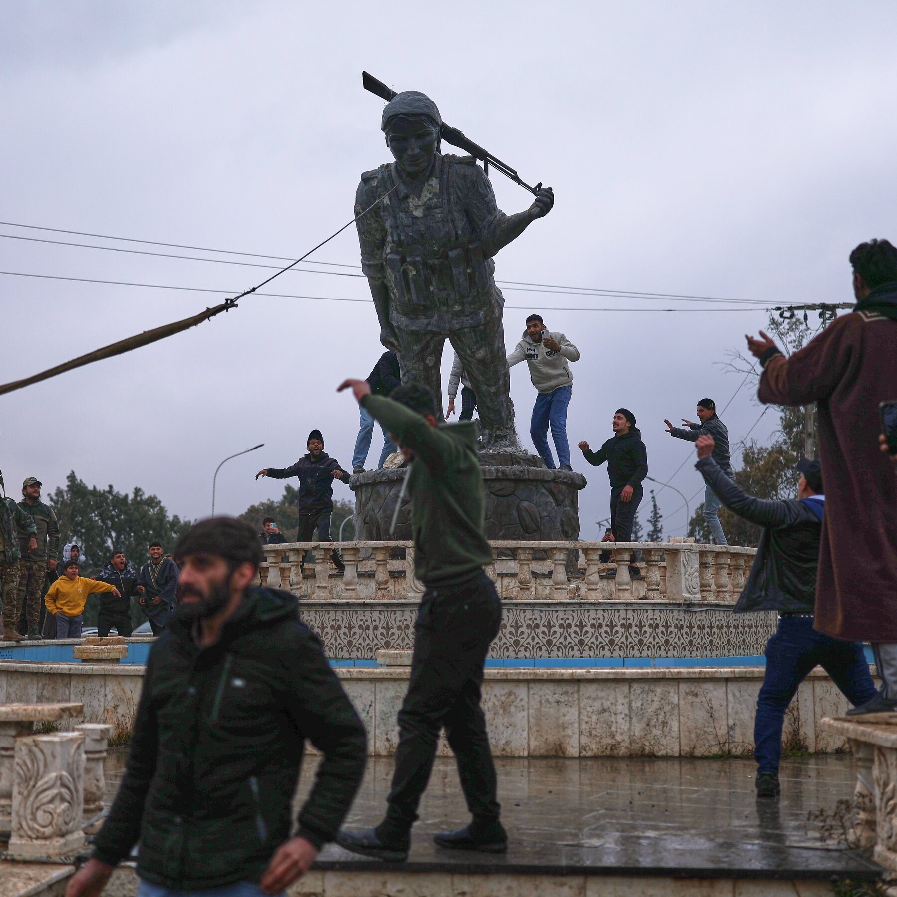 Syrian Government and Kurdish-led Force Agree to Unite After Clashes