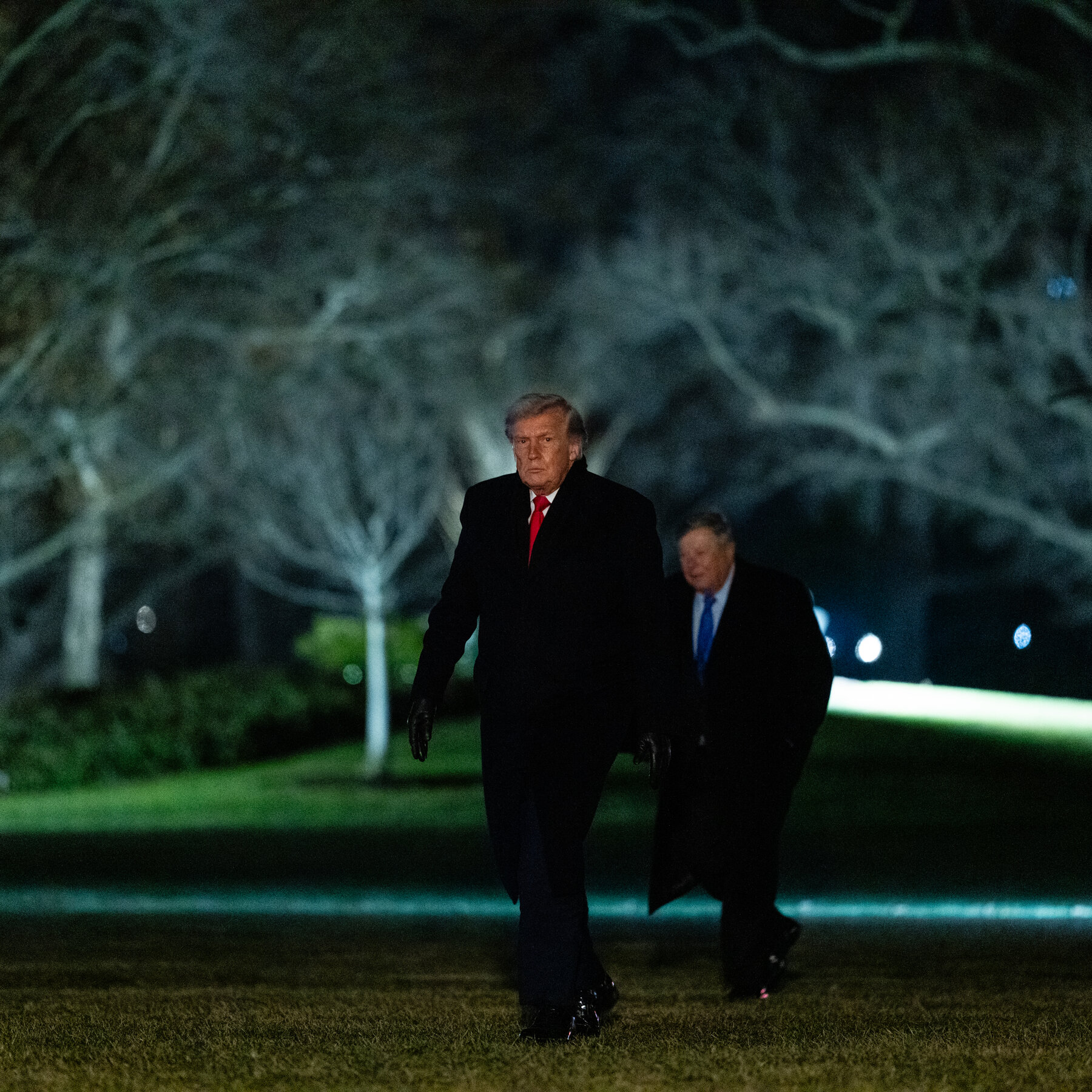 Trump Heckles Europe Before Heading to Davos