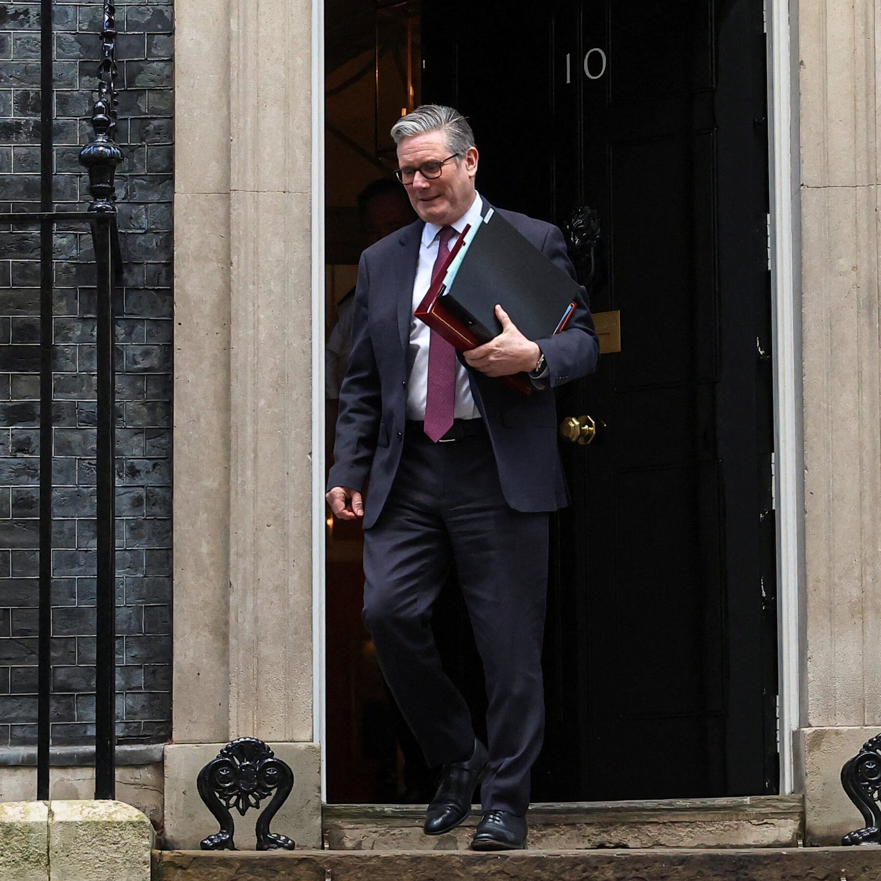 Live Updates: Keir Starmer Under Pressure to Resign as Prime Minister of Britain