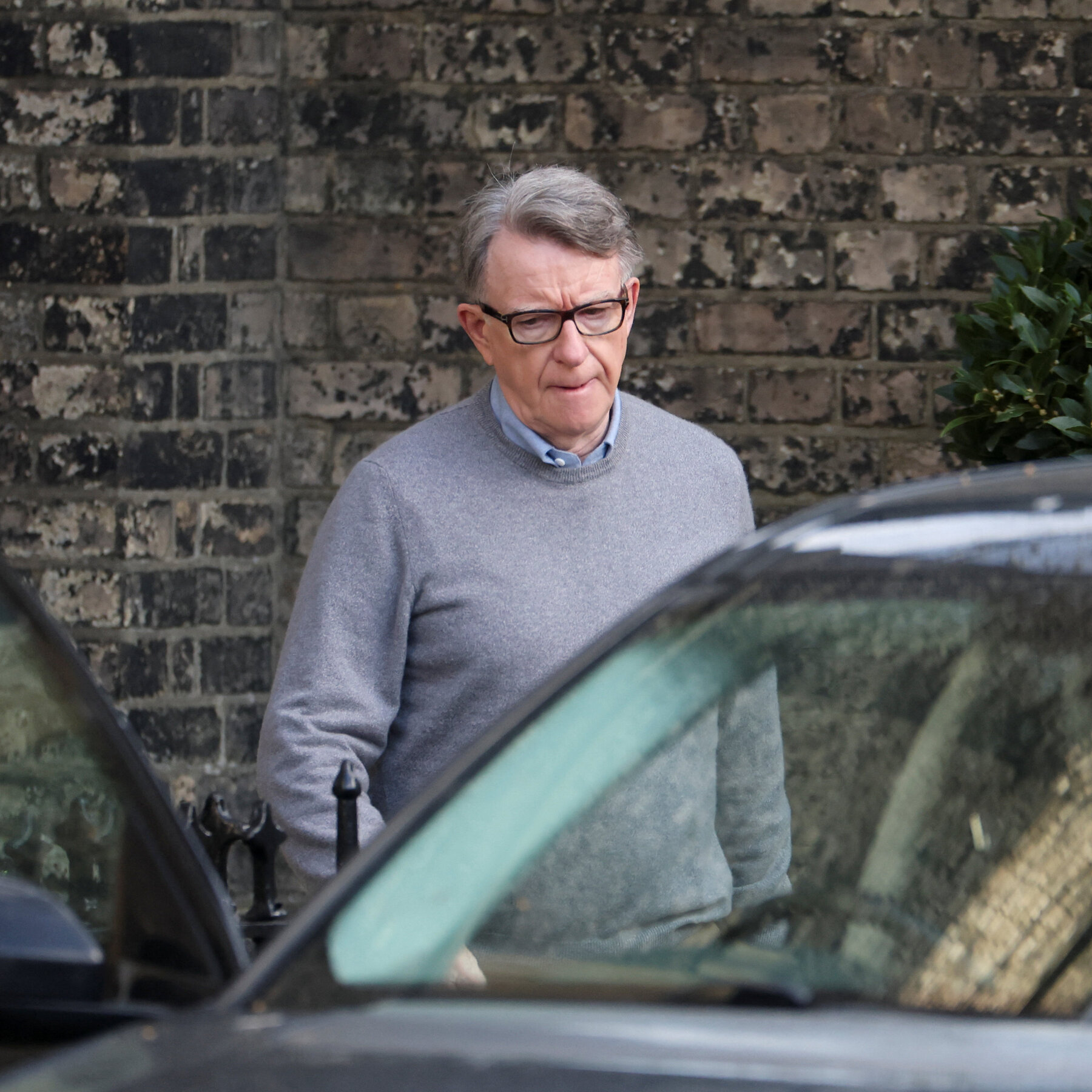 Starmer Was Warned About Risk of Appointing Friend of Epstein As Ambassador