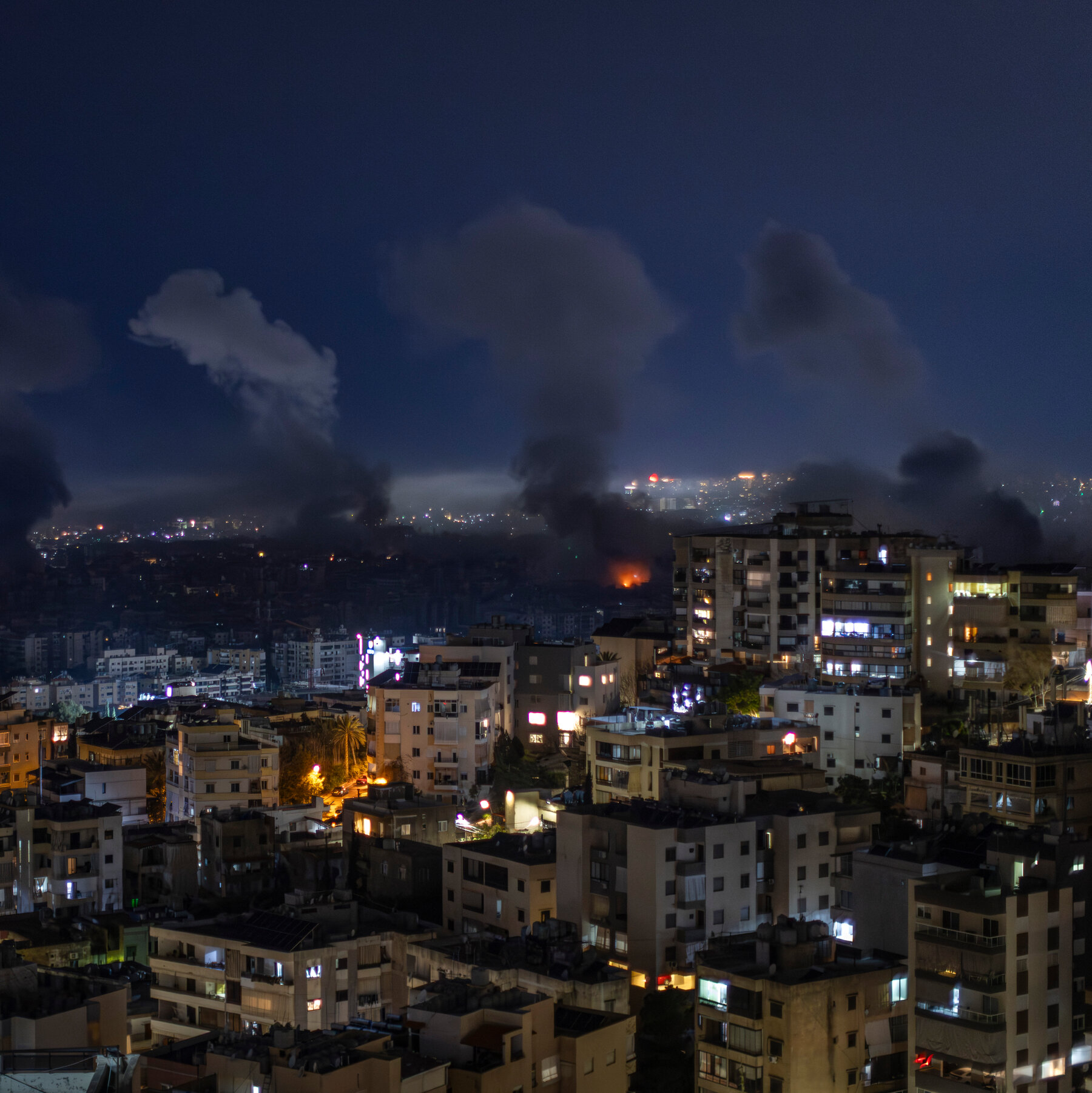 Iran War Live Updates: Oil Tops $100 a Barrel as Attacks Spread Across Middle East