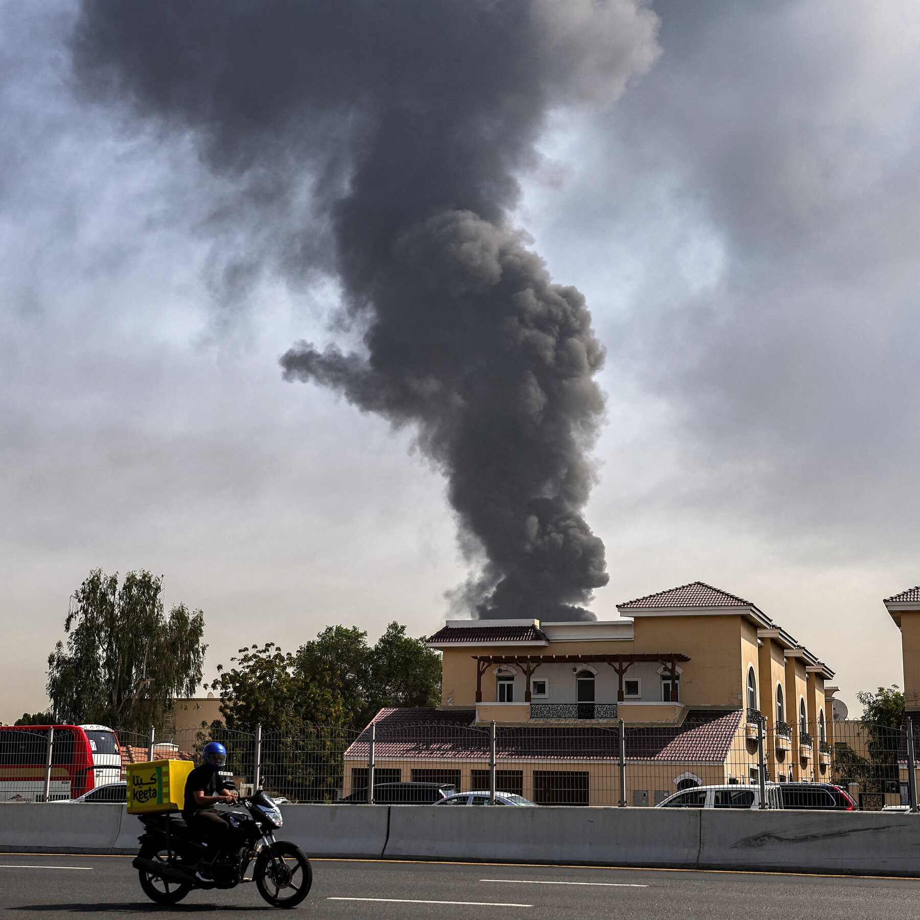 Sucked Into War, Gulf Countries Face the Limits of U.S. Security Guarantees