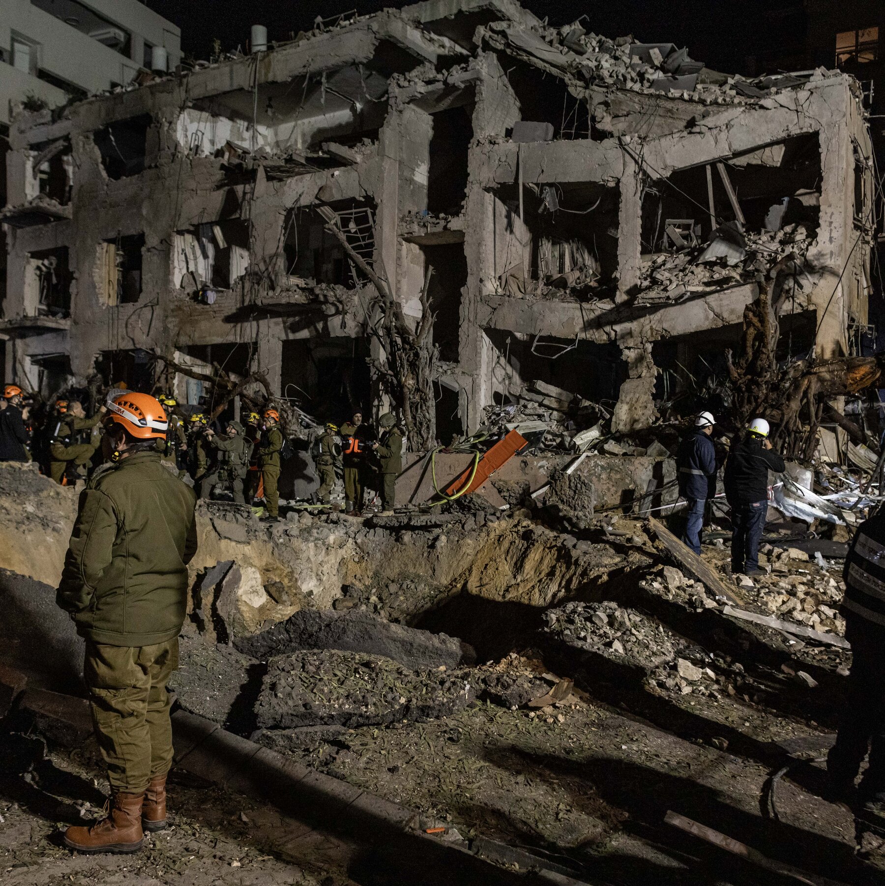 Iran Attacks Dubai, Abu Dhabi, Qatar and Bahrain After U.S.-Israeli Strikes