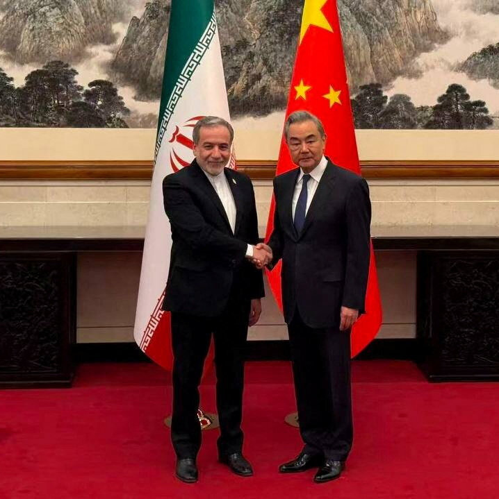 In Talks With Iran, China Calls for Opening of Strait of Hormuz