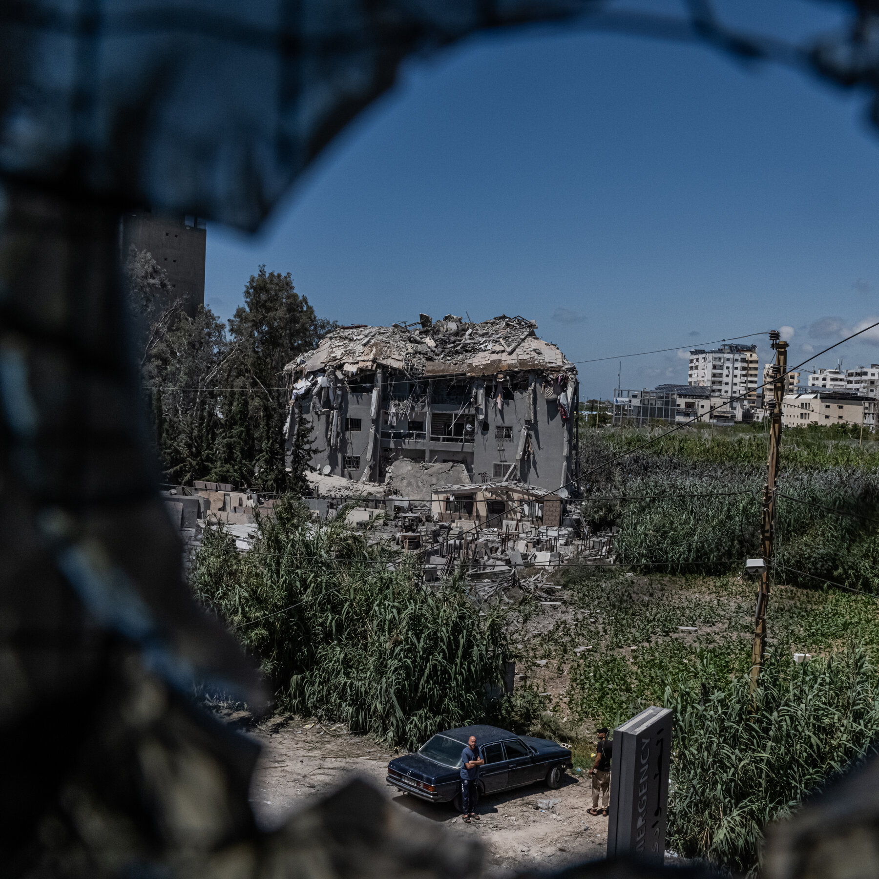 Fate of War in Lebanon Rests With Outside Powers