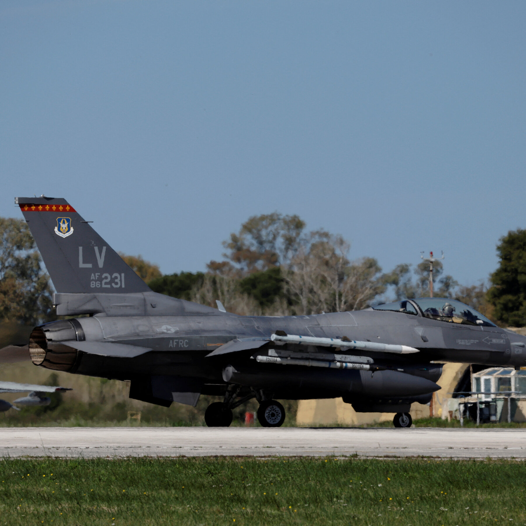 U.S. Plan Is Said to Pull a Third of Fighter Jets It Provides NATO for Europe