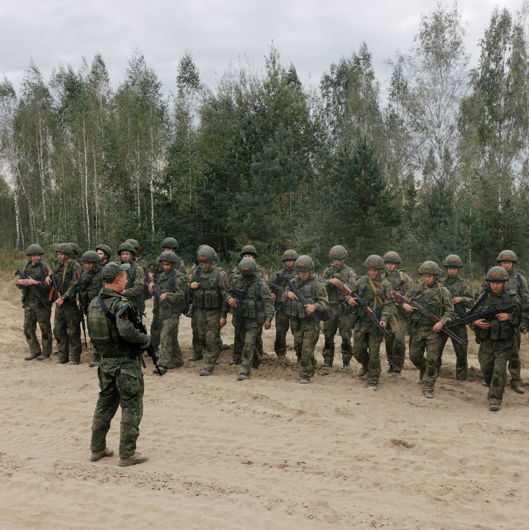 Flee, Hide or Sit Tight? Russians Are on Edge Over Rumors of a Draft.