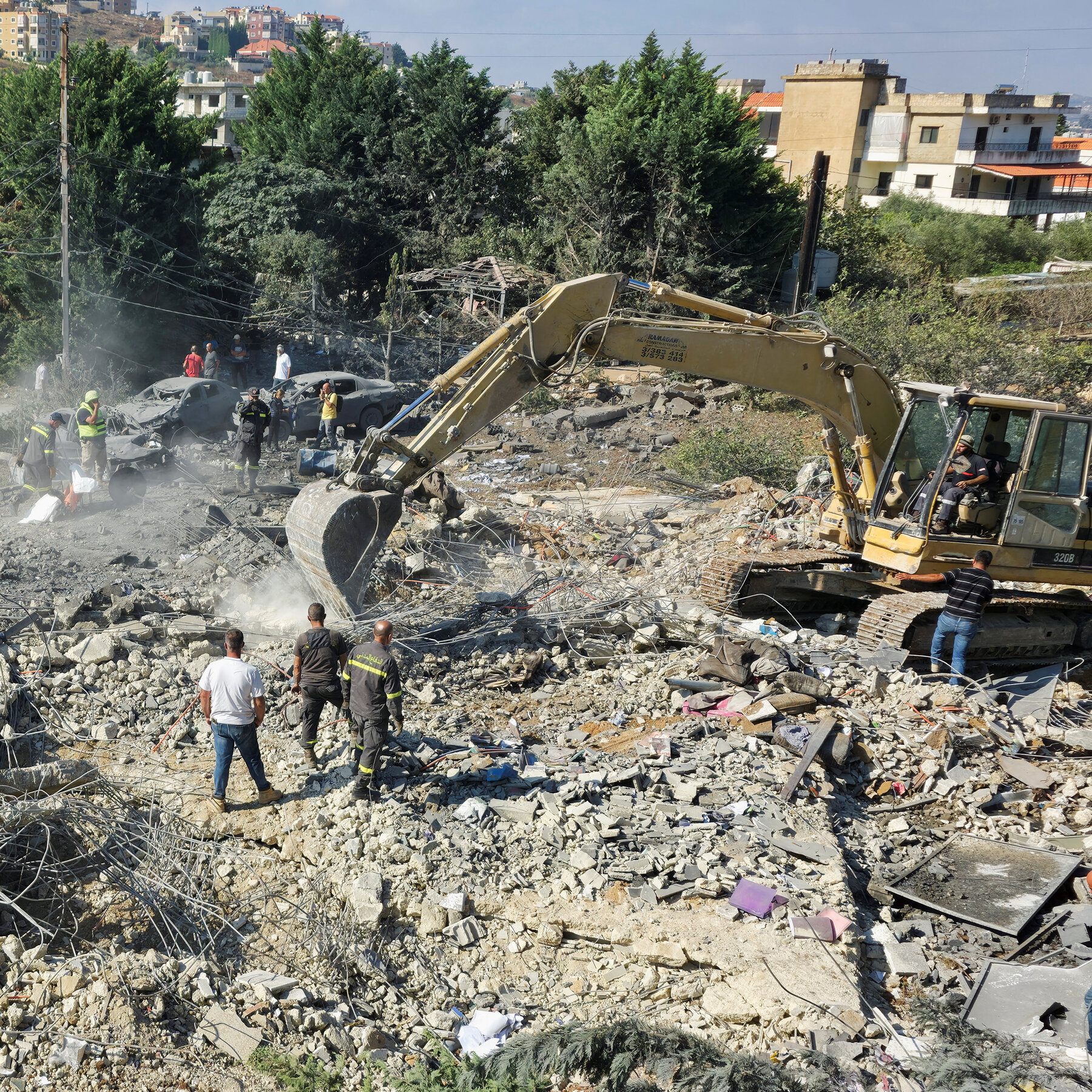 Israeli Strikes in Lebanon Kill 9 as Bombardment Intensifies