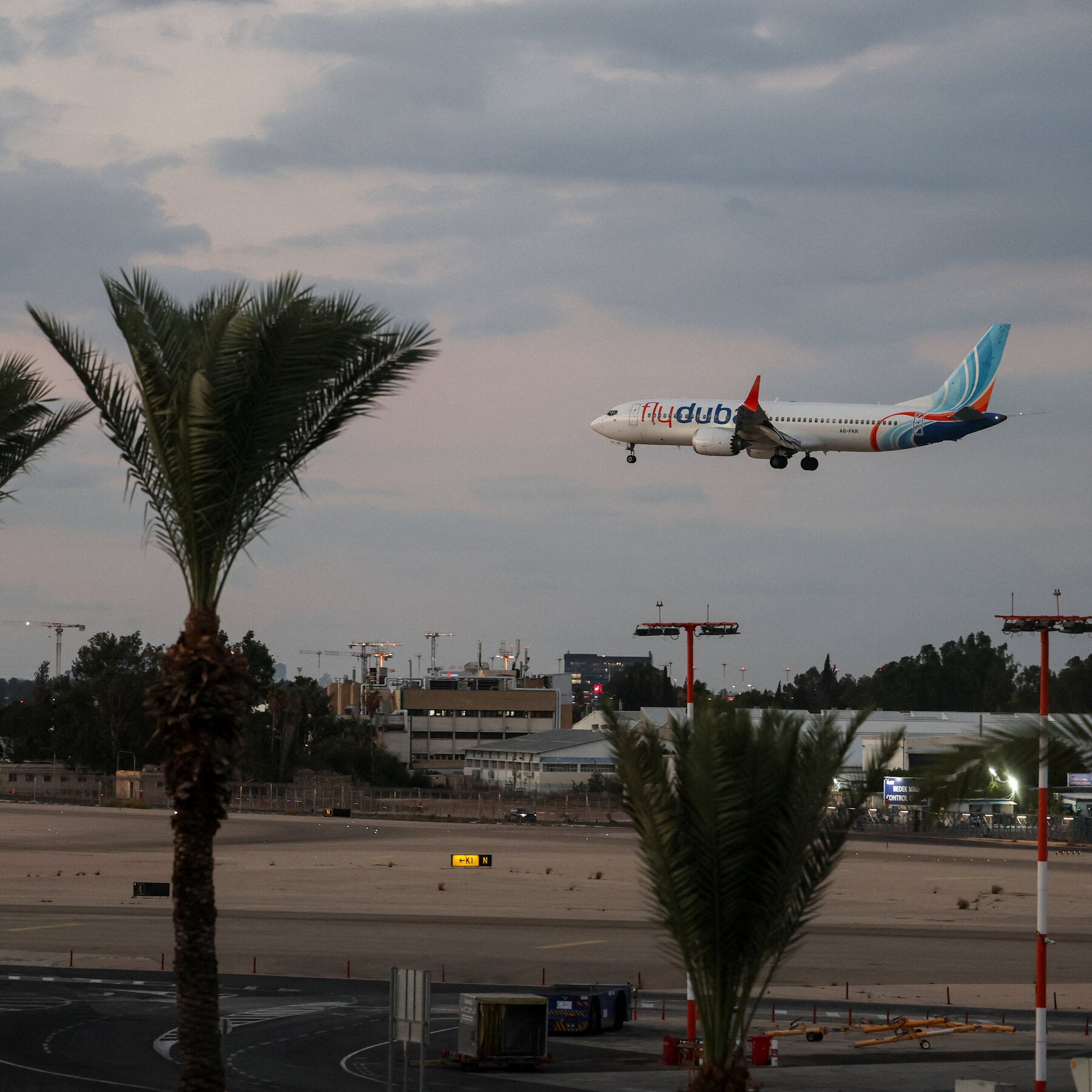 Investigators Seek Motive for FlyDubai Cockpit Attack