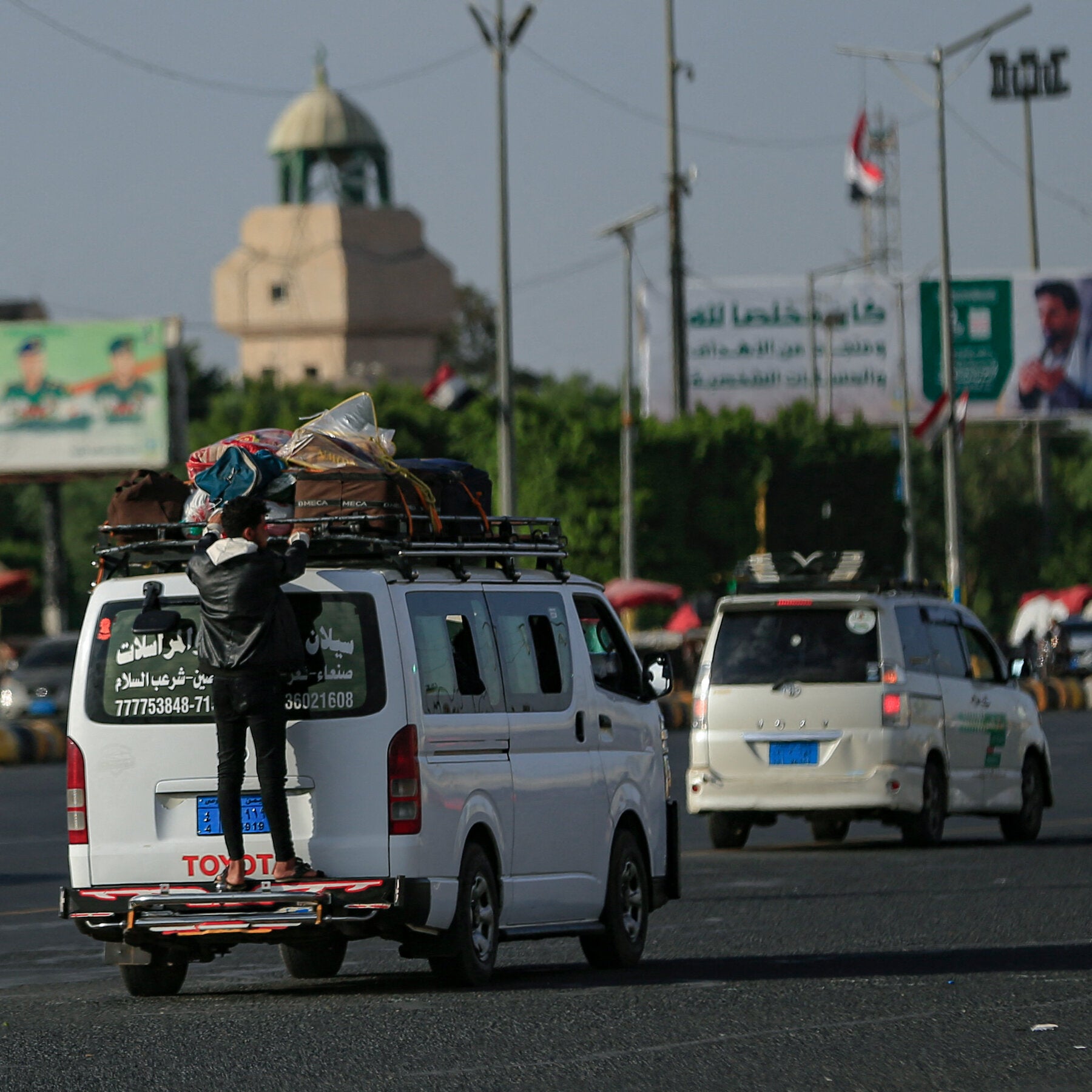 Saudi Arabia and Yemen’s Houthis Trade Threats Targeting Oil Facilities