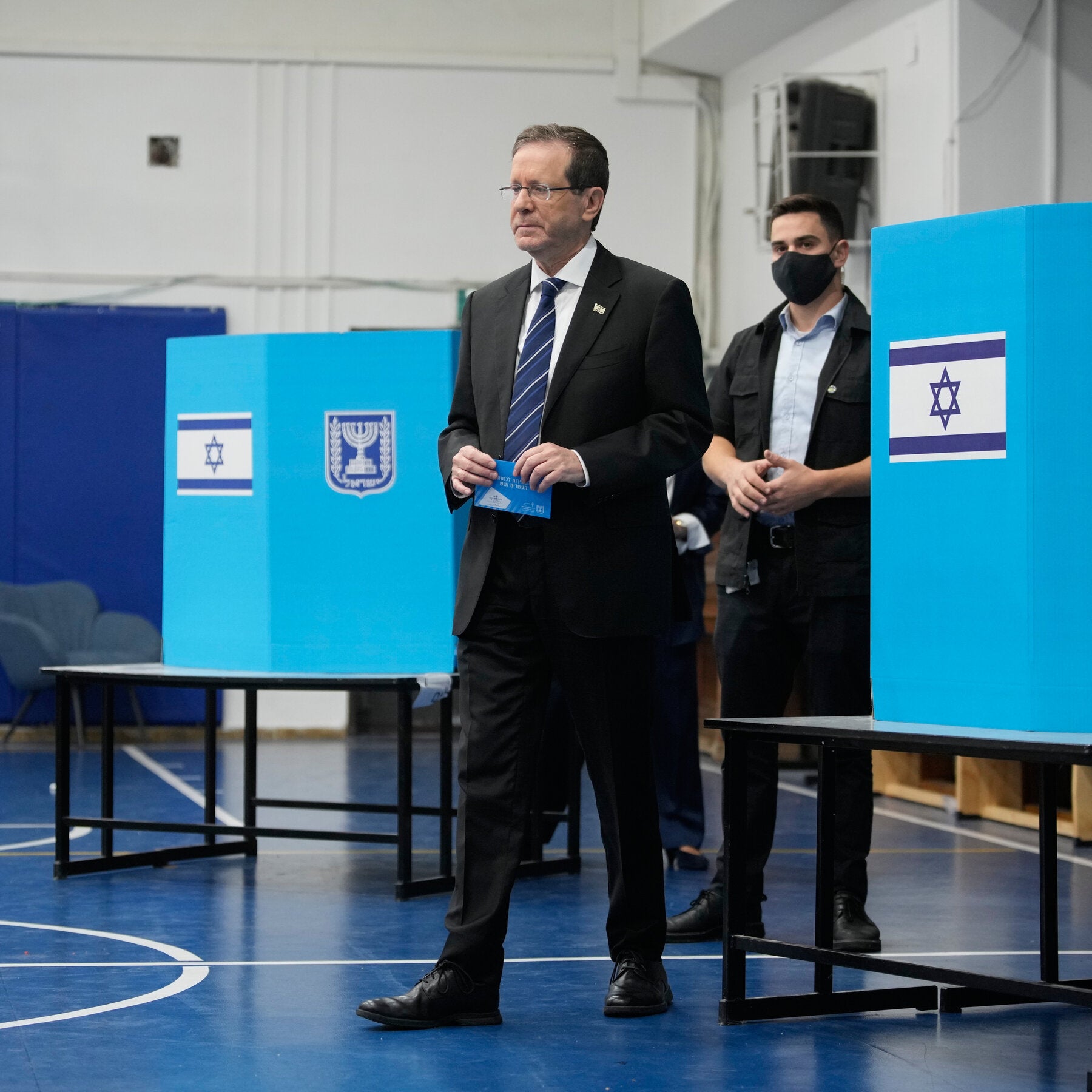 Israel’s President, Isaac Herzog, Faces a Difficult Choice